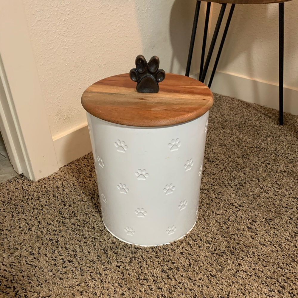 Pet Storage Container with Wooden Lid